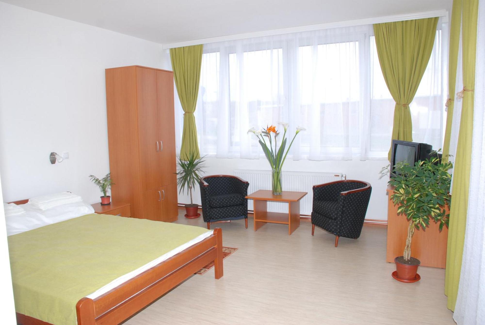 M Garni Hotel Vranje Eksteriør billede