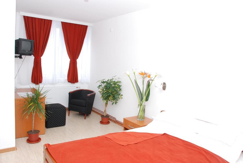 M Garni Hotel Vranje Værelse billede